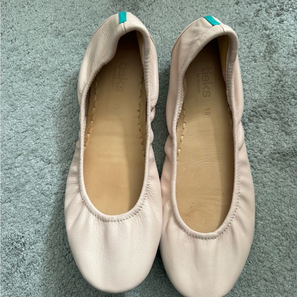 EUC Tieks Ballerina Pink Flats Size 10